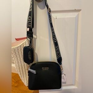 Guess Crossbody Black NWT